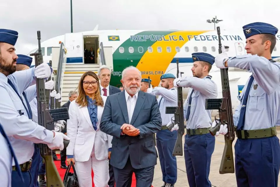 Viagens de Lula e Janja custaram R$ 96,2 milhões em 2023