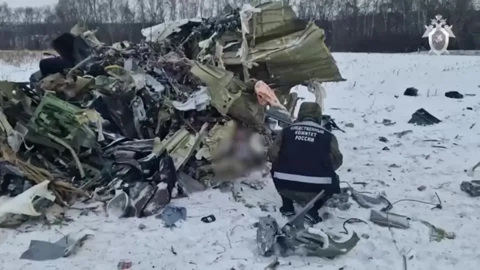 Parlamentar russo diz que Ucrânia recebeu aviso 15 minutos antes de avião cair