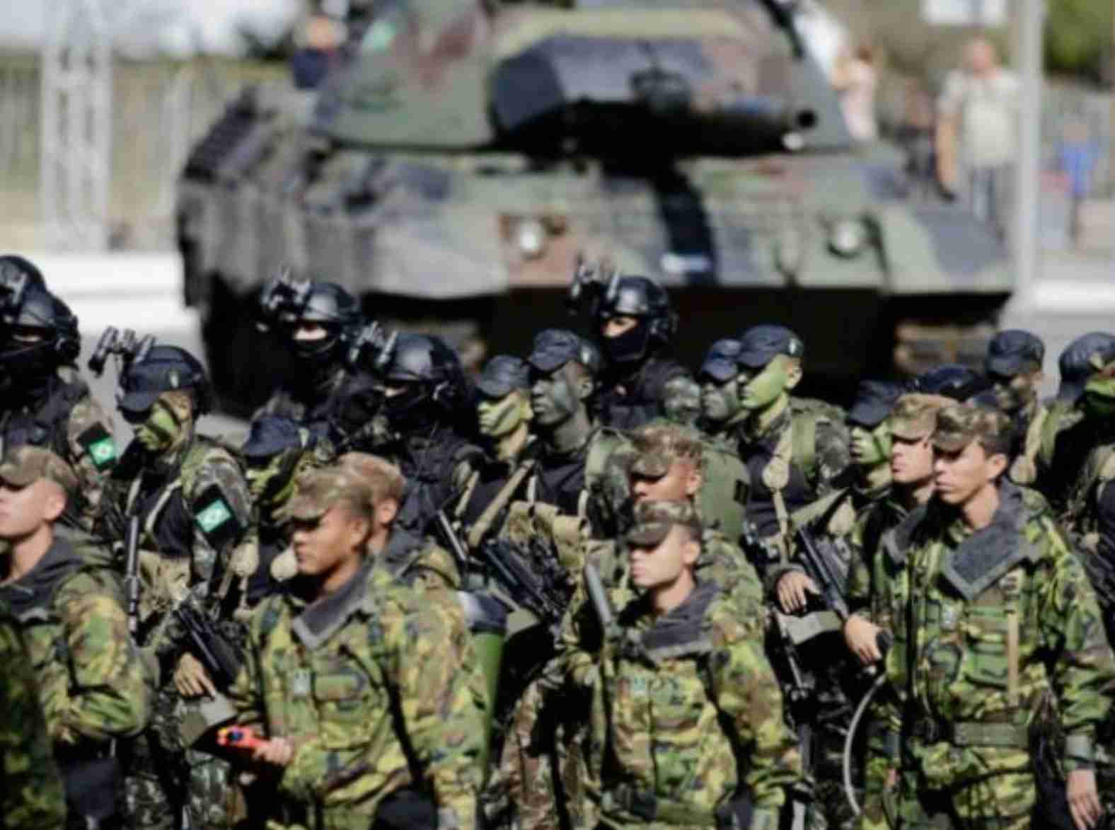 Exército brasileiro puni 38 militares após furto de metralhadoras de arsenal em São Paulo