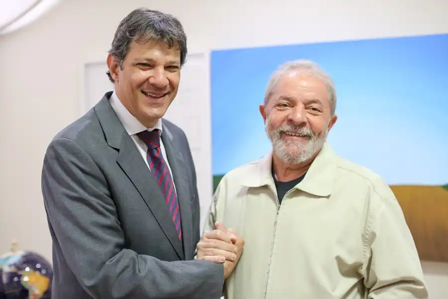 Lula diz trabalhar para Haddad ser "o melhor ministro da Fazenda"