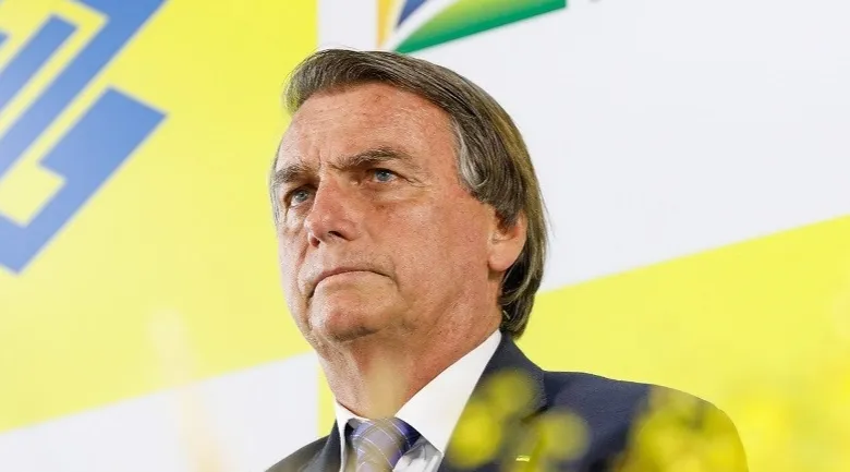 Postagem de Bolsonaro levanta alerta na direita: “Momentos difíceis”