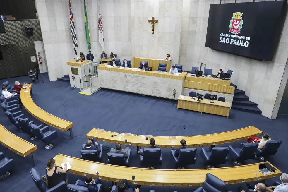 Polícia revela que firma de líder do PT na Câmara de São Paulo fazia repasses semanais de R$ 70 mil ao PCC
