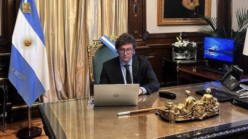 Javier Milei anuncia aumento do salário mínimo em 30% na Argentina