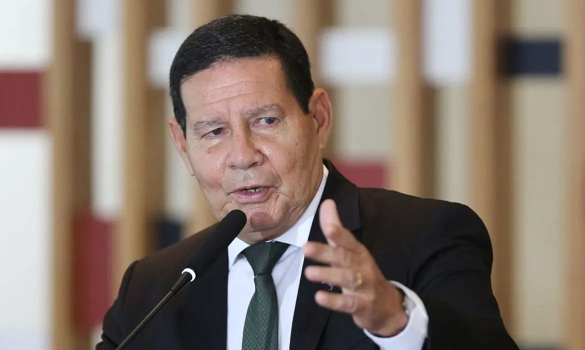 PSOL e Rede pedem ao STF prisão de Mourão e acionam conselho de ética para cassação de seu mandato