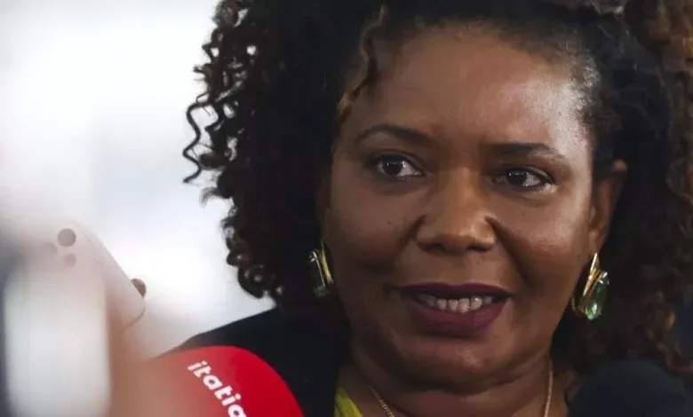 Margareth Menezes fechou contratos de shows pagos com dinheiro público após assumir Cultura, diz Estadão