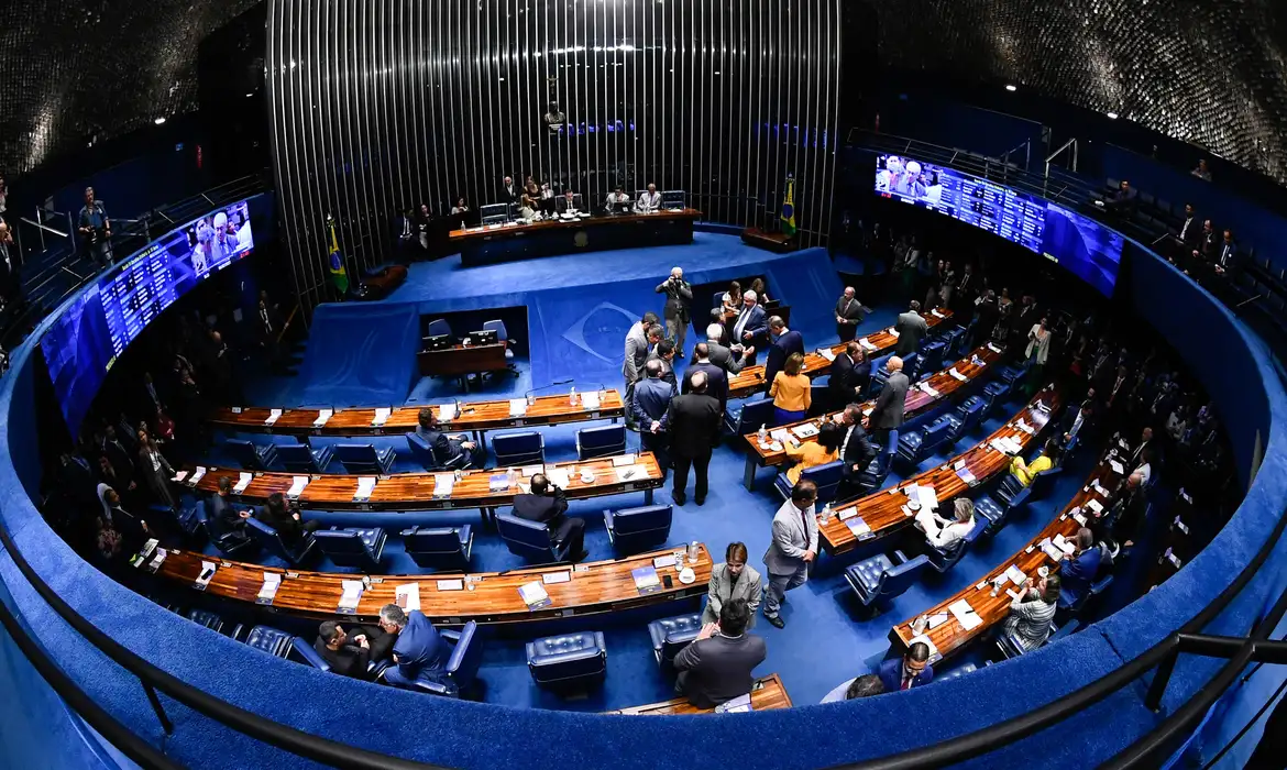 A PEC das Drogas avança no Senado, um movimento essencial contra as tentativas de liberalização do STF