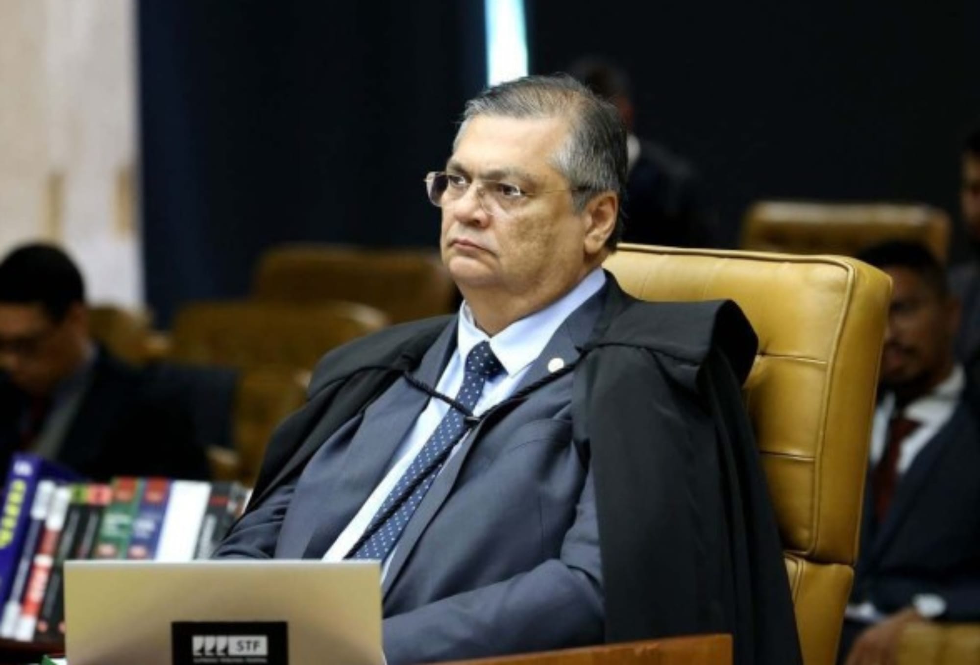 Dino cobra explicações de Lula, Pacheco e Lira sobre emendas PIX