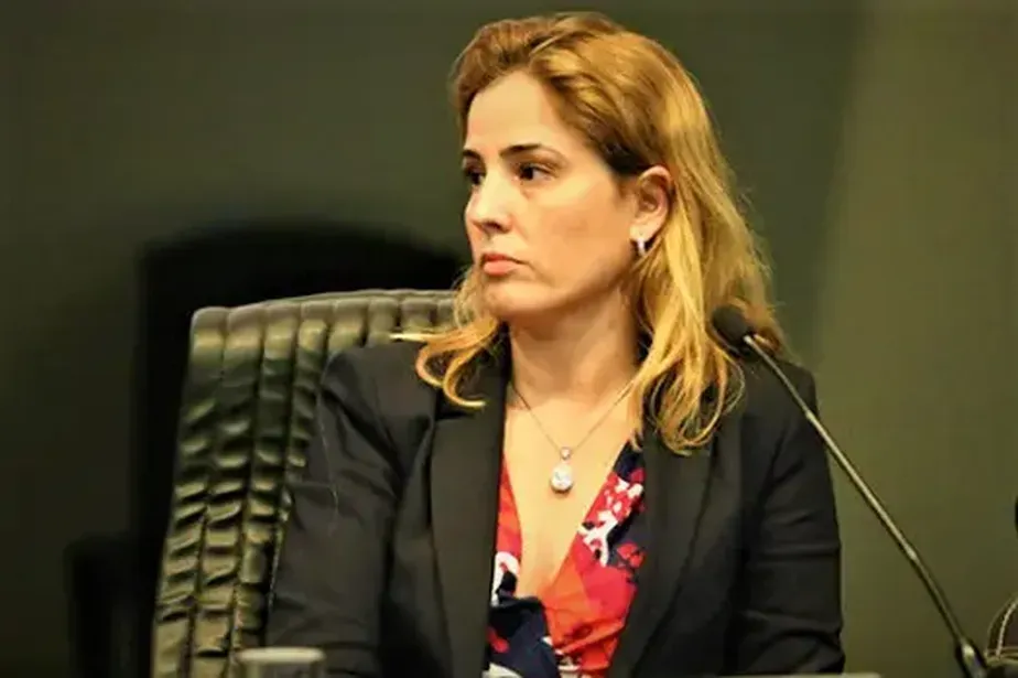 Quem é Gabriela Hardt, ex-juíza da Lava-Jato afastada pelo CNJ