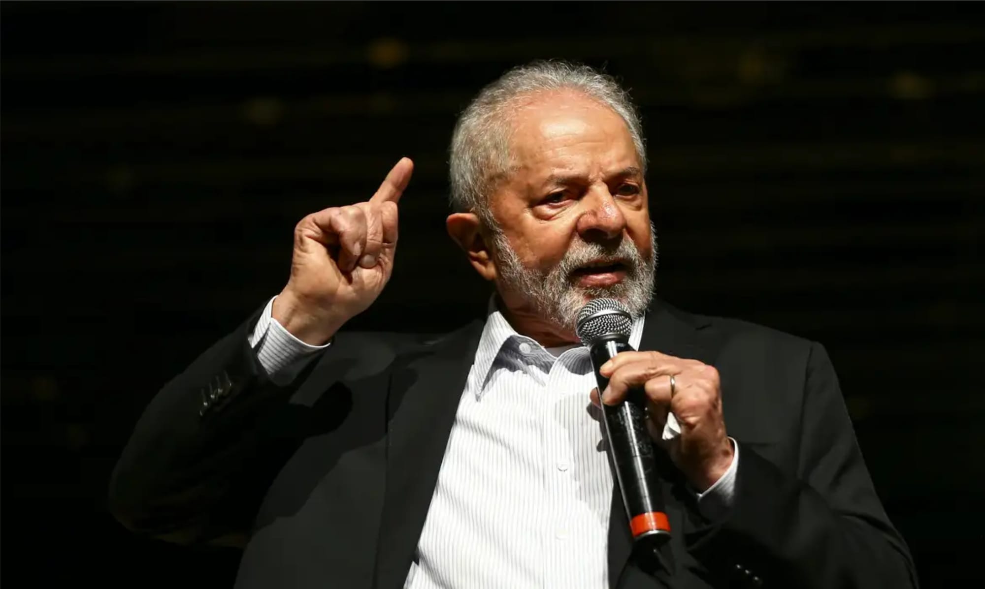 PoderData registra pela 1ª vez rejeição do governo Lula superando aprovação; veja os números