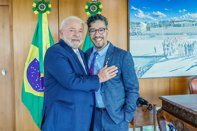 Jean Wyllys defende que Lula não concorra à reeleição e apoie Simone Tebet em 2026: 'Já deu'