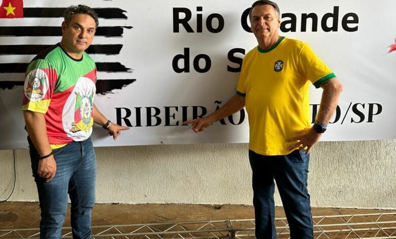 Caravana de Bolsonaro arrecada mais de 400 toneladas de donativos para vítimas no RS