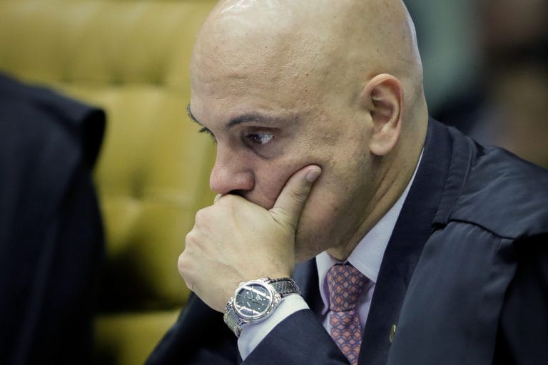 Moraes fica irritado com vazamento prematuro do relatório sobre Caso das Joias