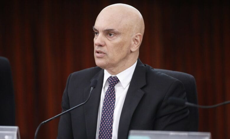 Moraes utilizou órgão do TSE para consultar ficha de prestador de serviço em obra de sua residência