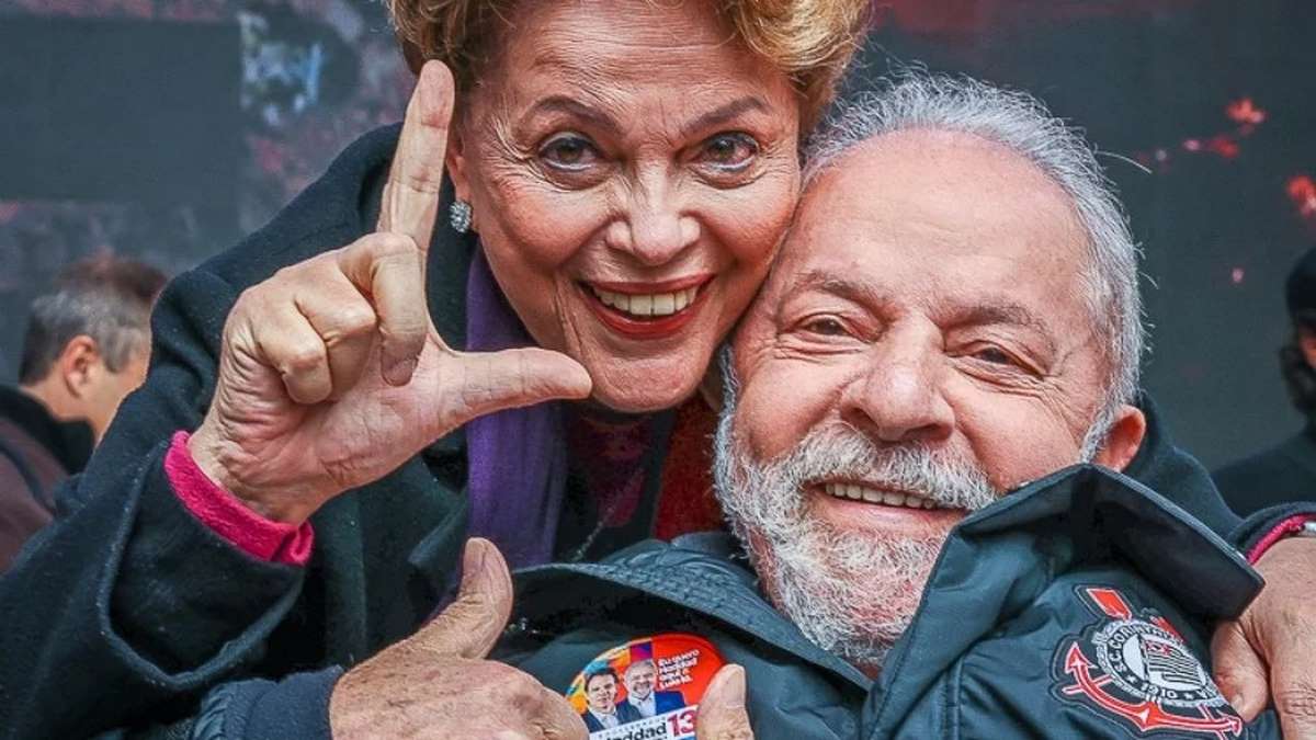 Governo Dilma é responsável por metade do rombo no fundo dos Correios, aponta jornal