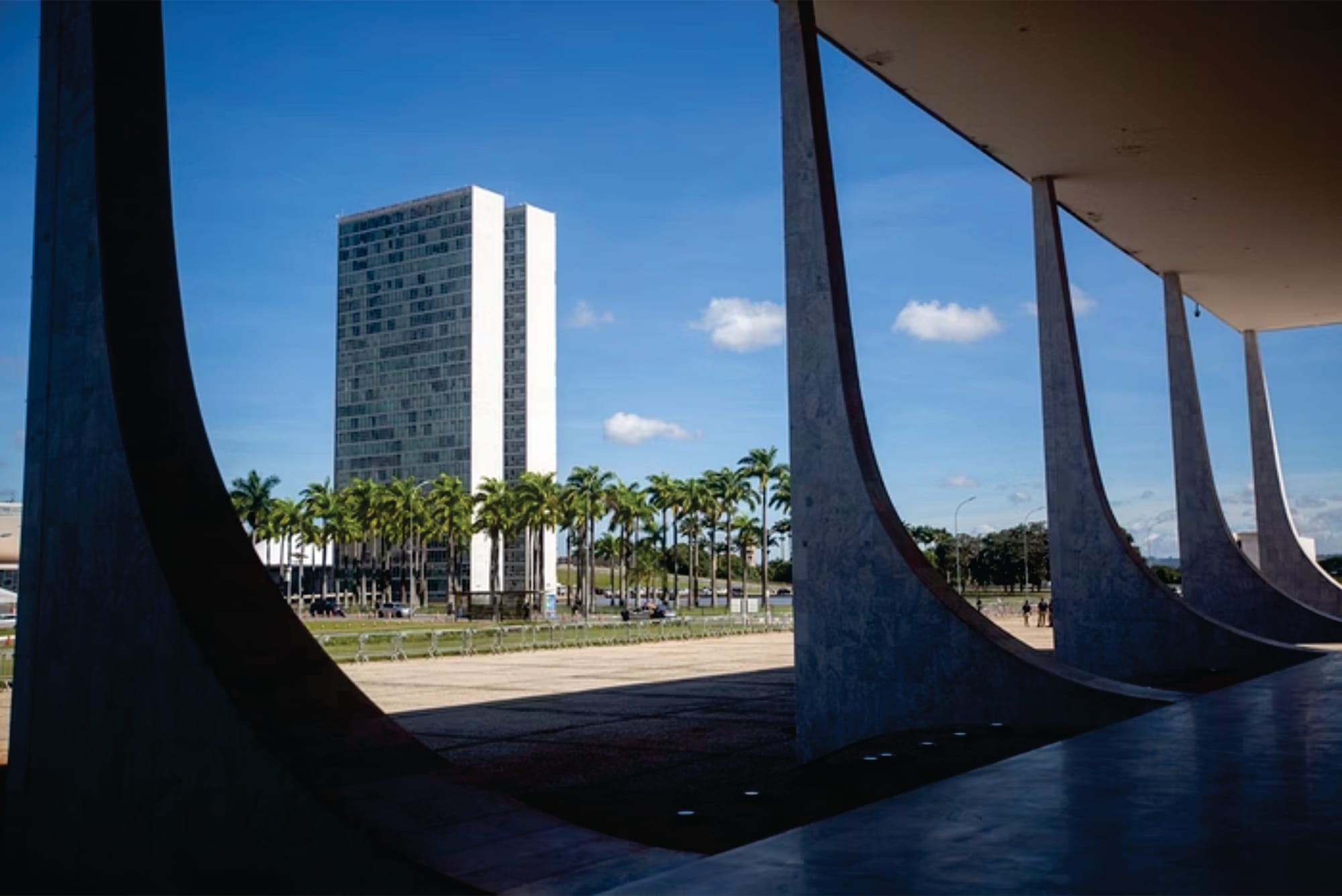 STF mantém suspensão das emendas parlamentares e acirra crise com Congresso