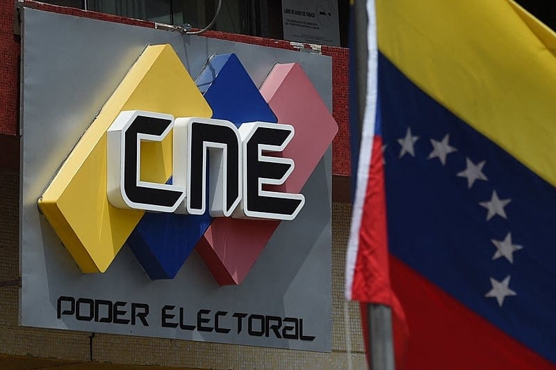 Sem transparência, CNE da Venezuela insiste em não divulgar atas de votação