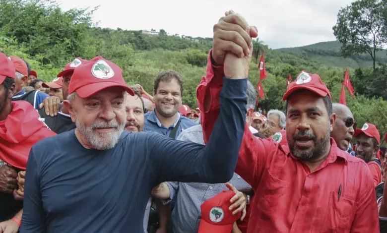 Governo Lula convida MST para criar diretrizes de ‘paz no campo’ e exclui representantes do agronegócio