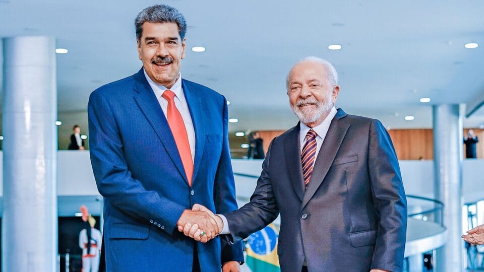 Lula e o disfarce de legitimidade para Maduro