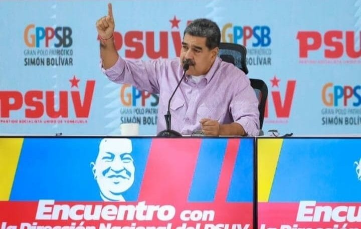 Maduro compara tribunais venezuelanos ao STF e ataca oposição