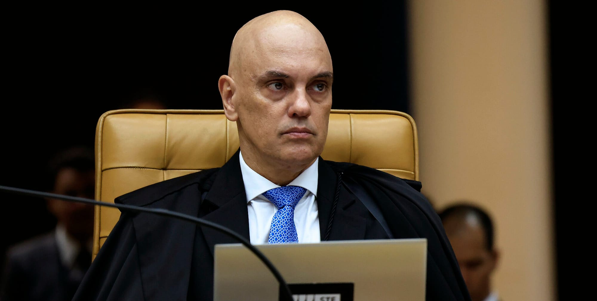 Moraes mandou censurar contas com menos de mil seguidores, diz X