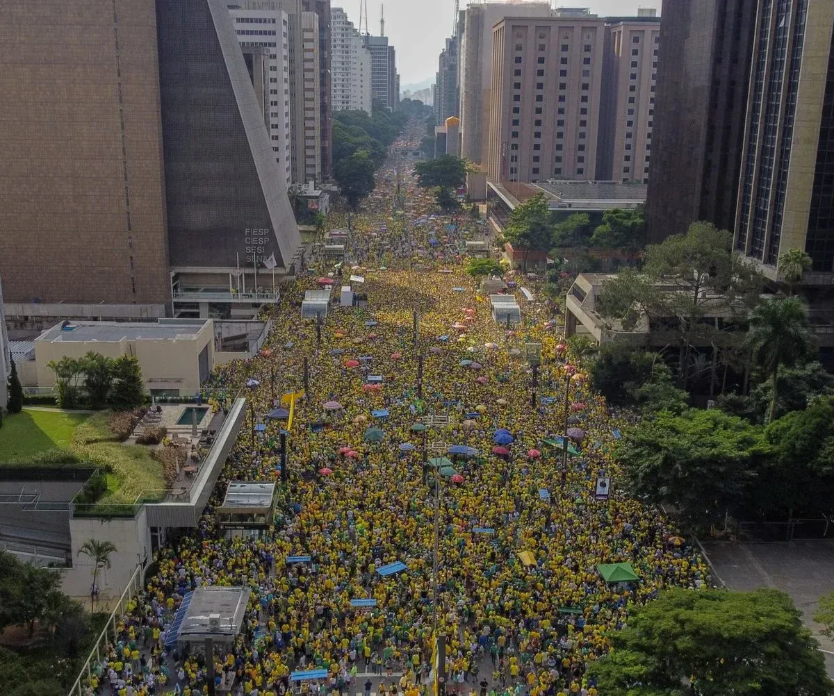 Mais de 100 parlamentares confirmam presença em ato 7 de setembro na Avenida Paulista