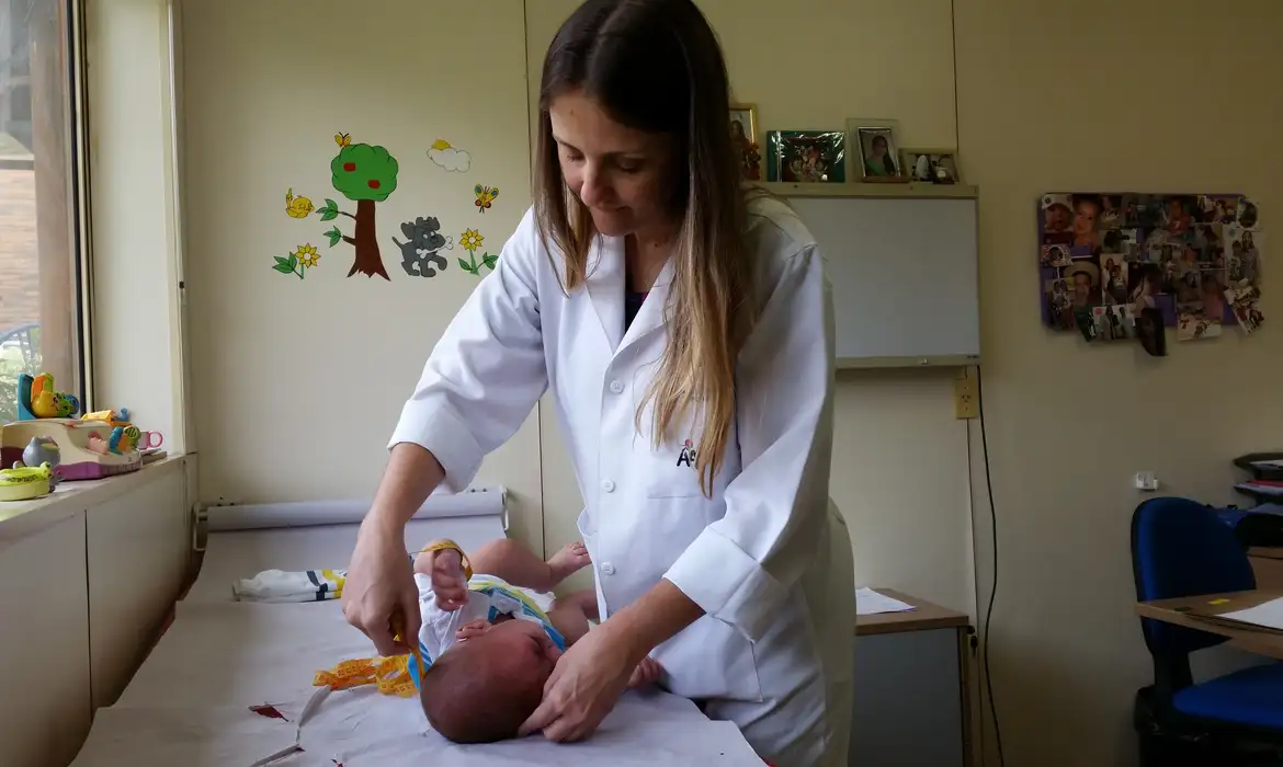 SUS passa a custear novo remédio para tratamento de um tipo de câncer infantil