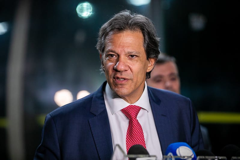 Haddad expressa preocupação com o crescimento do conservadorismo no Brasil