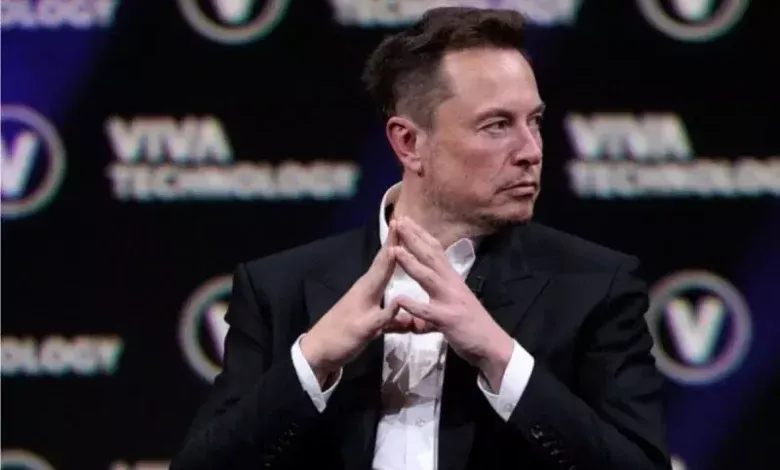 Elon Musk deve pagar multa de R$ 28,6 milhões até quinta-feira (3)