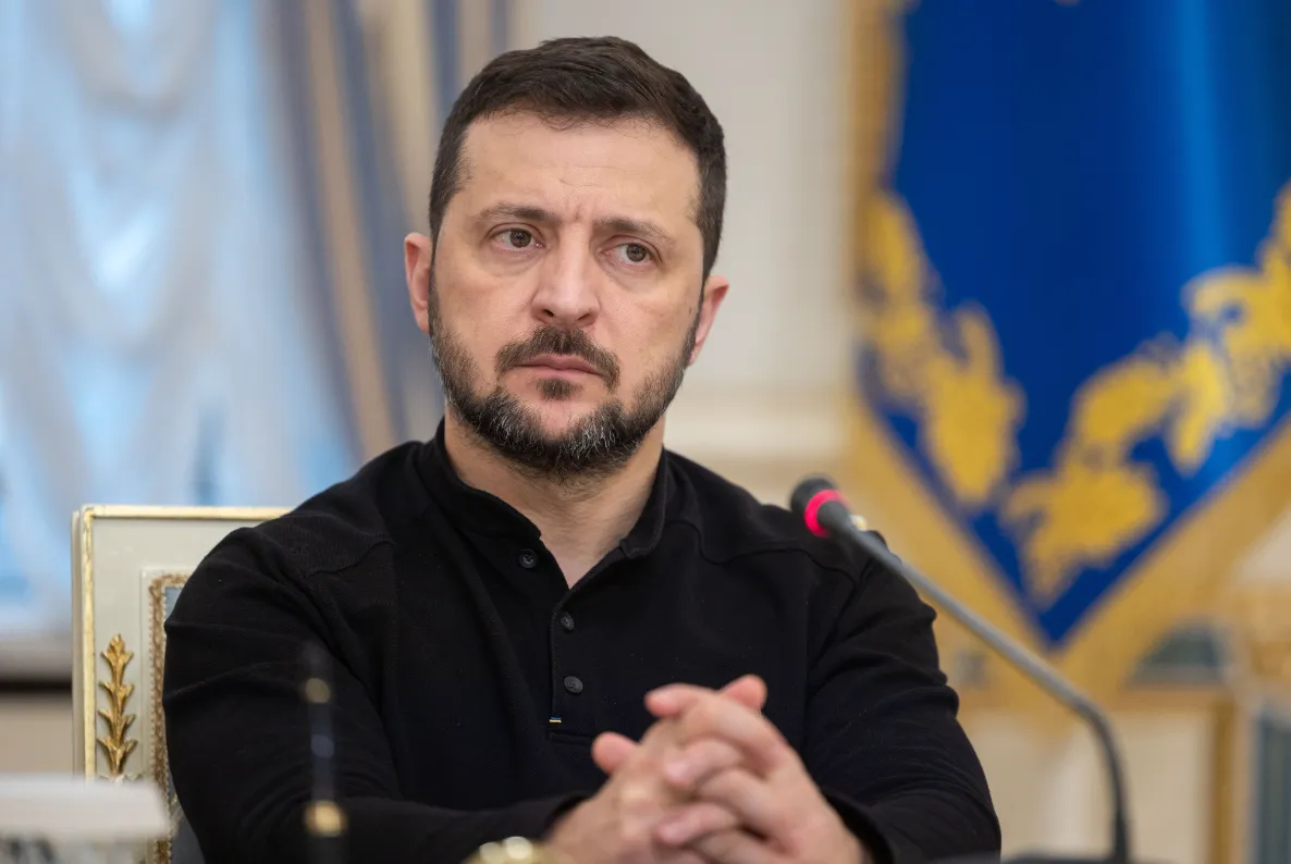 Zelensky critica Lula por “posição fraca” sobre guerra na Ucrânia