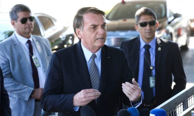 Bolsonaro agradece autorização do STF, mas não consegue comparecer ao velório da mãe de Valdemar Costa Neto