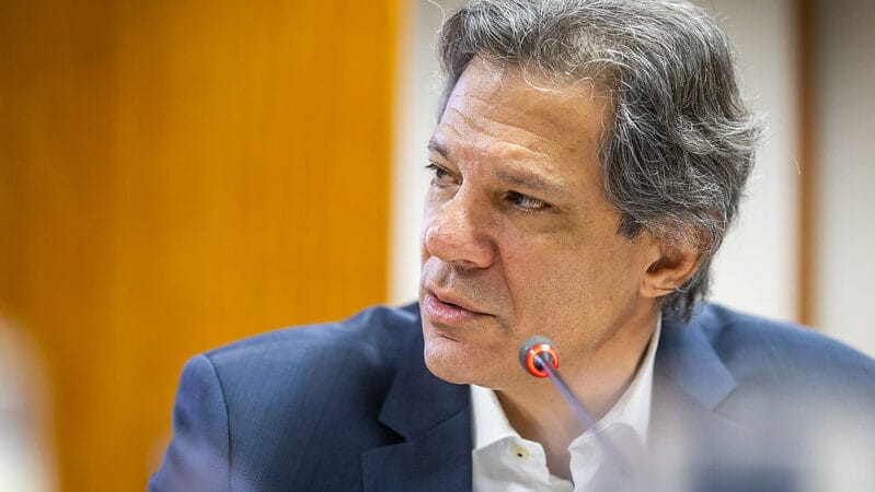 Os brasileiros não confiam na economia, Haddad