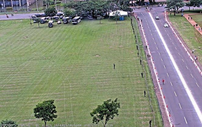 Ato memorial de 8 de janeiro fracassa em adesão popular