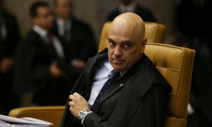 Moraes dita regras até para convite internacional de Bolsonaro