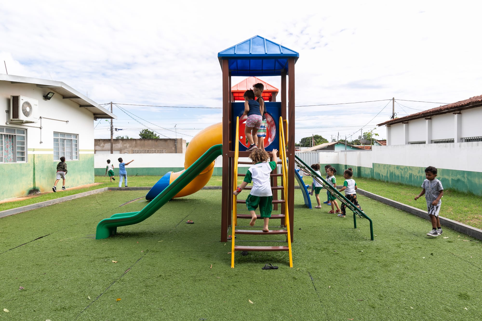 Educação fortalecida: Cuiabá inicia ano letivo com estrutura renovada