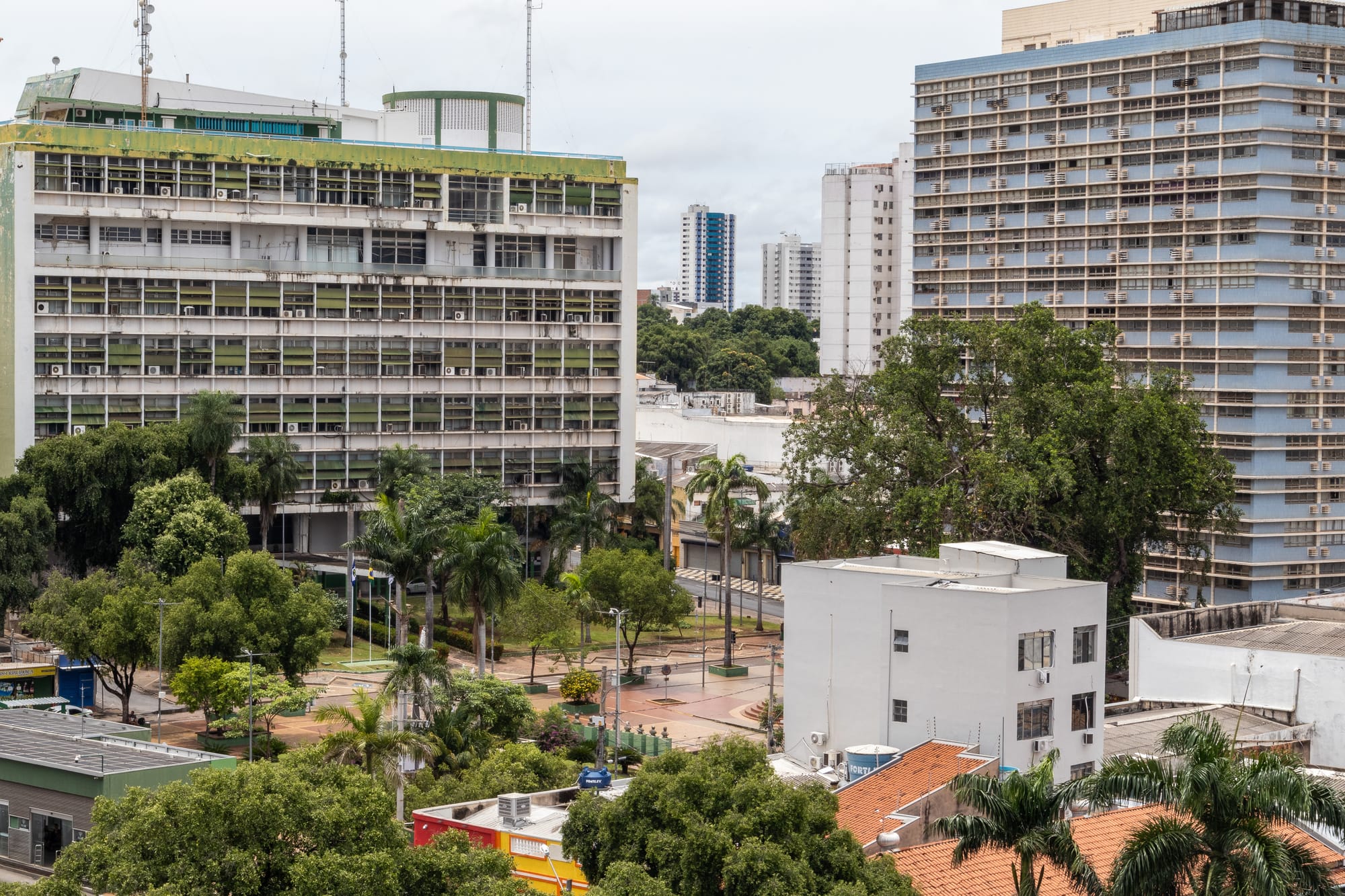 Prefeito sanciona reforma administrativa e reduz cargos comissionados