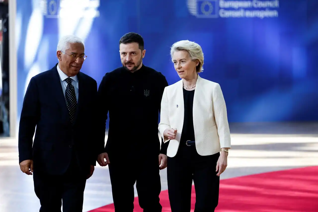 União Europeia encena apoio a Zelensky