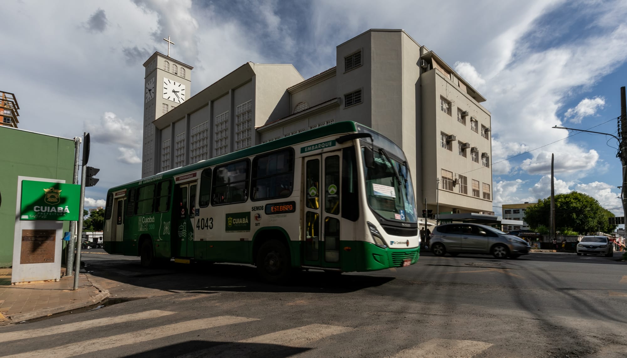 Domingo sem catraca: Prefeitura propõe tarifa zero no transporte de Cuiabá