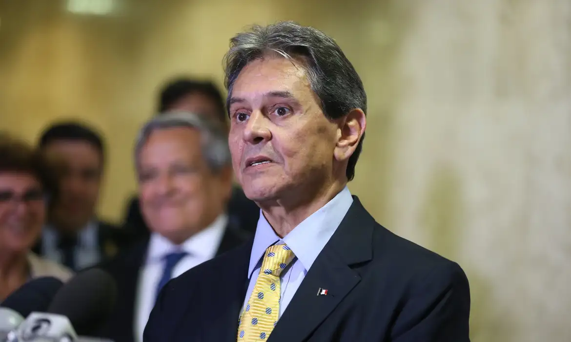 Moraes concede domiciliar a Jefferson com restrições severas