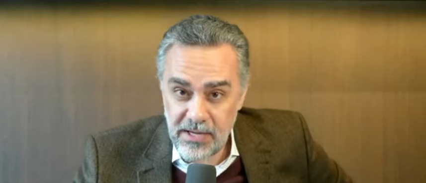 André Marsiglia critica omissão no caso do INSS: “É vergonhoso e criminoso”