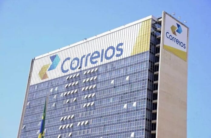Correios afundam em prejuízo bilionário