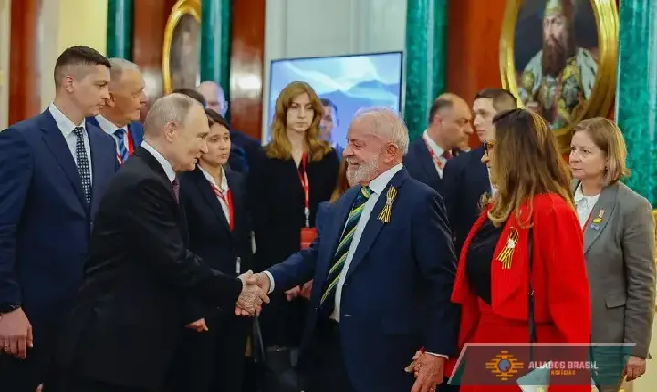 Lula ao lado de ditadores: Um erro diplomático grave