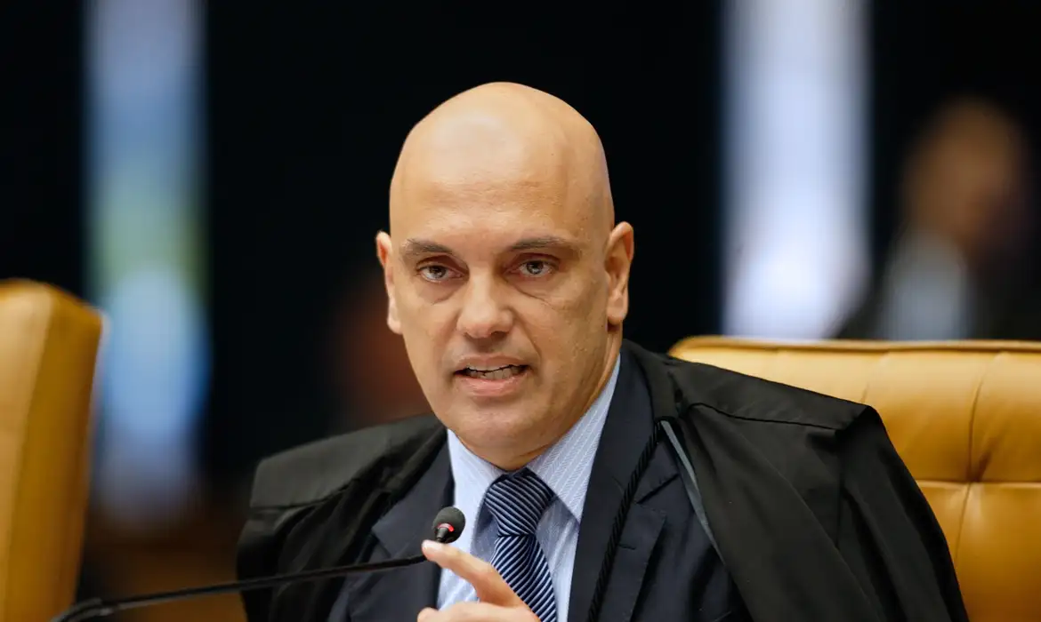 Moraes retira sigilo do caso Abin e envia inquérito à PGR