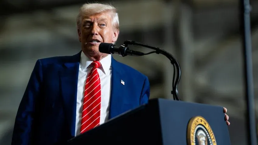 Trump endurece controle e bloqueia entrada de cidadãos de 12 países nos EUA
