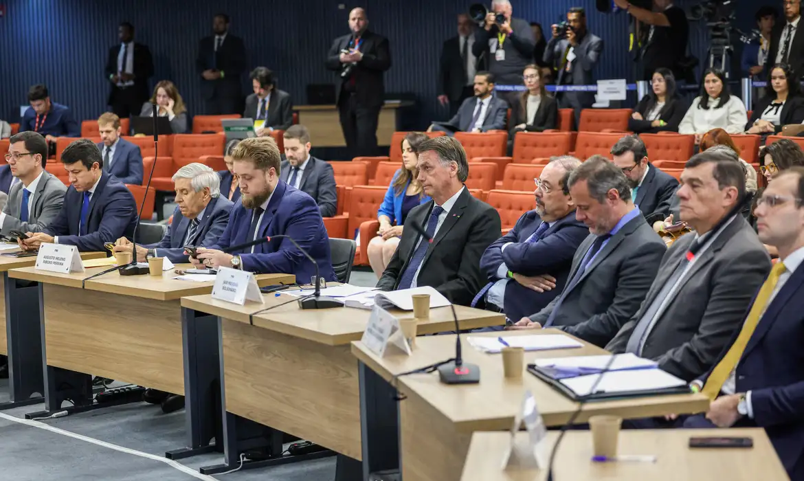 Bolsonaro depõe a Moraes no STF sobre suposta tentativa de golpe