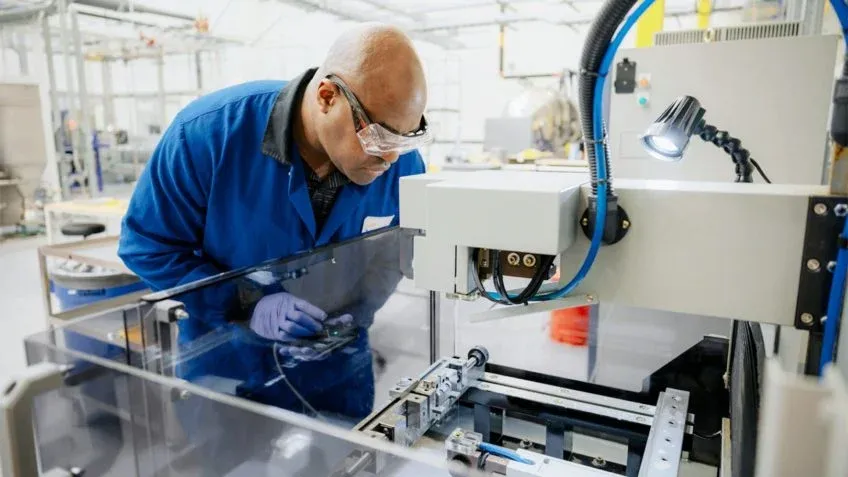 Vendas de terras raras brasileiras para a China triplicam em 2025
