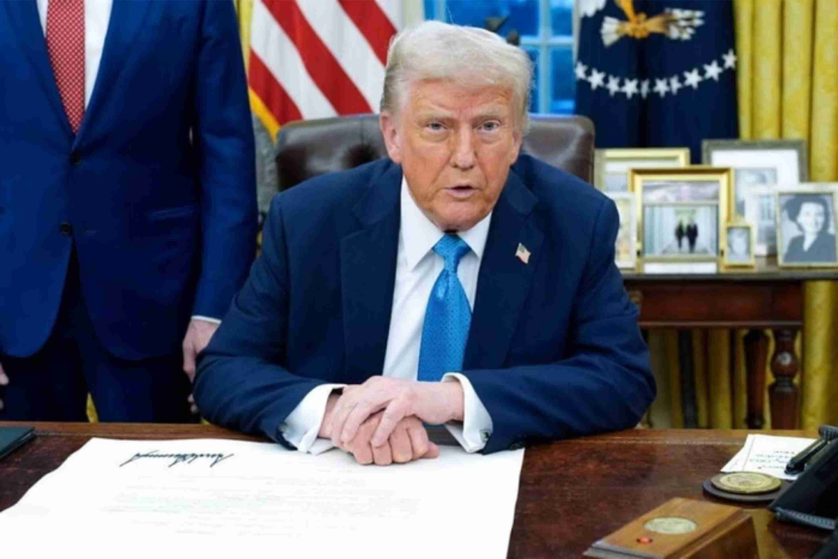 Trump diz que pode falar com Lula, mas prioriza apoio a Bolsonaro