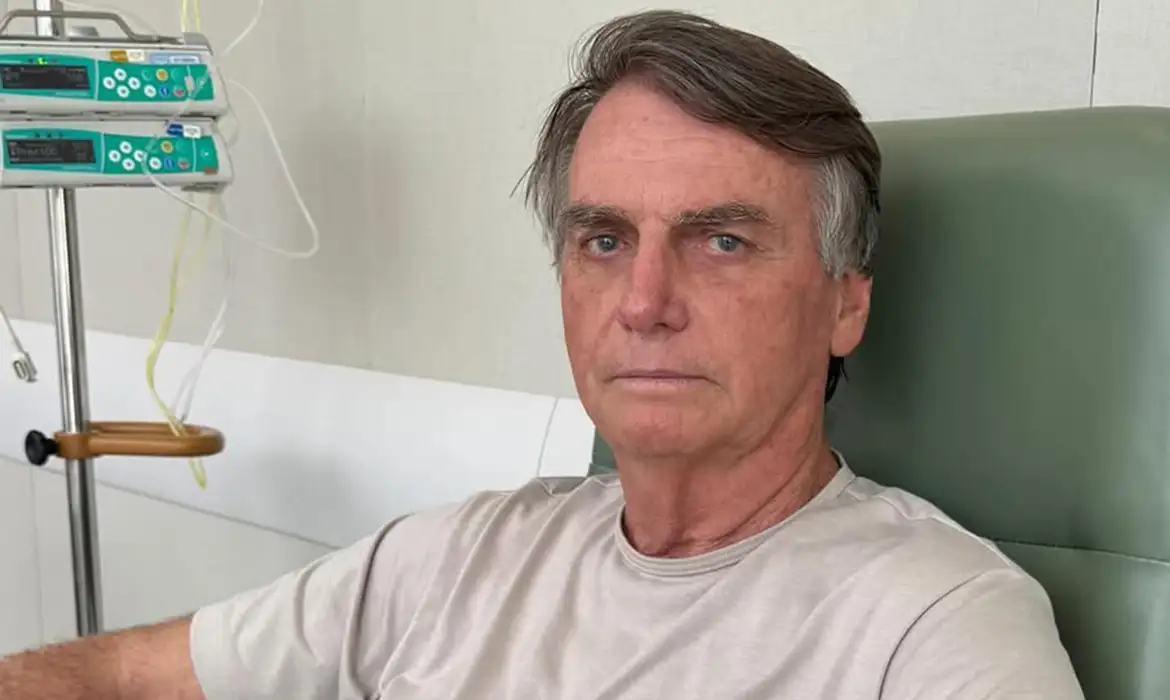 Restrições de Moraes complicam até acesso de Bolsonaro a hospitais