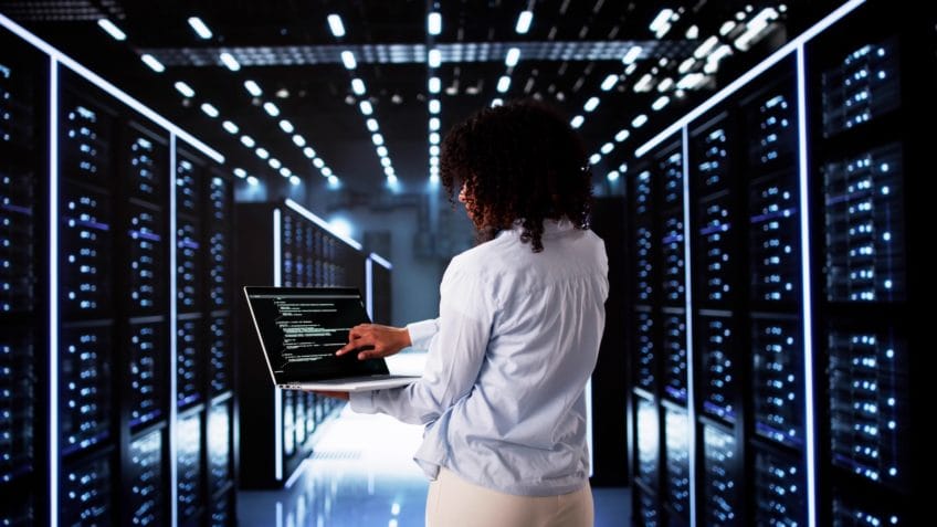 Brasil investe R$ 3,2 trilhões para atrair data centers com matriz elétrica robusta
