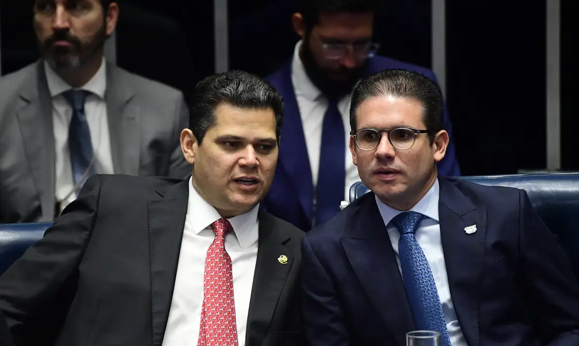 EUA estudam sanções a líderes do Congresso por omissão sobre STF e anistia