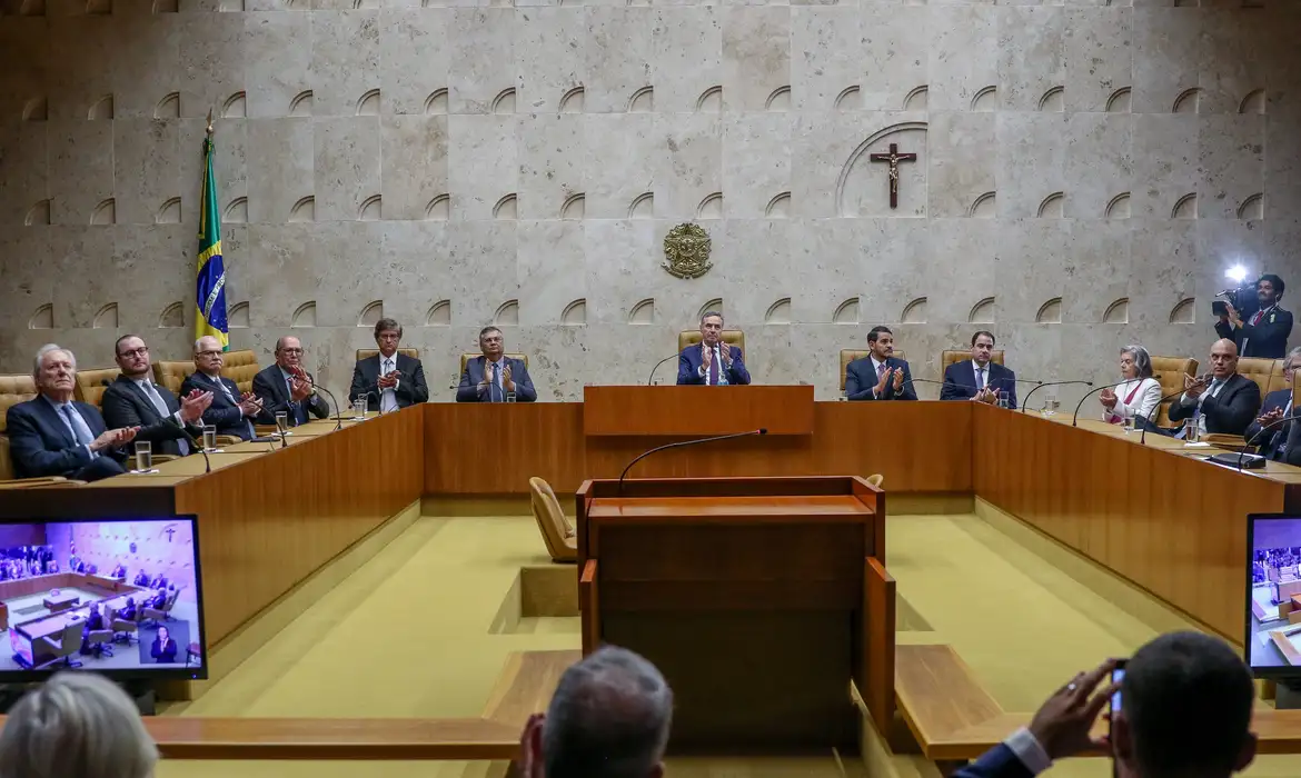 STF ameaça autonomia financeira do Brasil com interferência em bancos